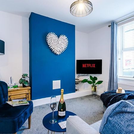 Spacious 2-Bed City-Centre Cottage In Chester By 53 Degrees Property - Ideal For Groups & Couples - Sleeps 6 Luaran gambar